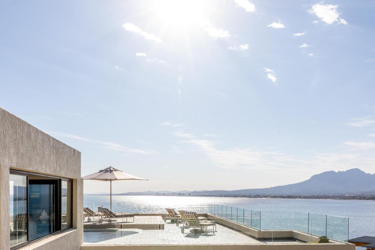 Oceana Palms Luxury Guest House Gordonʼs Bay Esterno foto