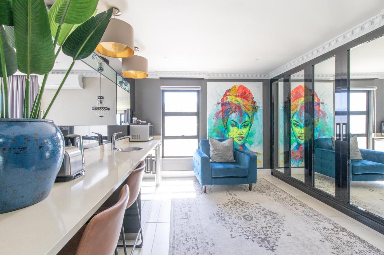 Oceana Palms Luxury Guest House Gordonʼs Bay Esterno foto