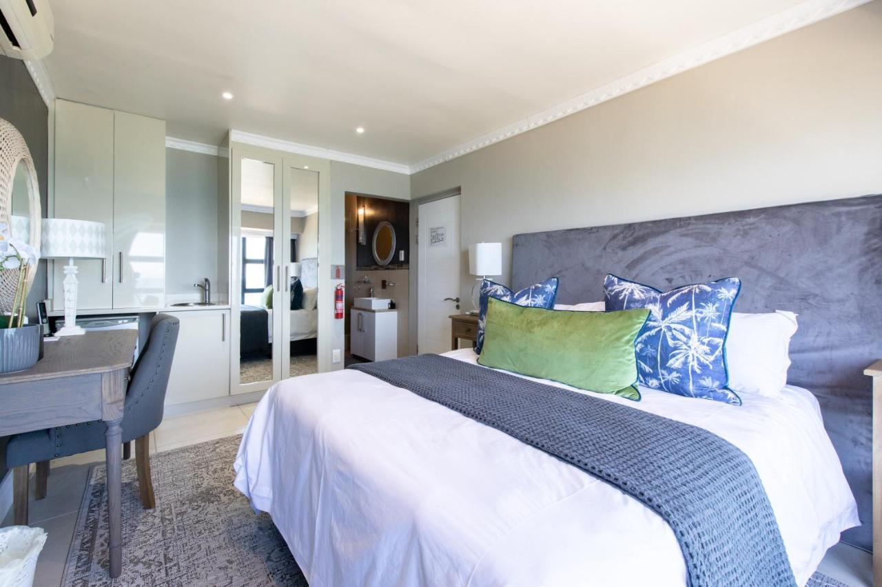 Oceana Palms Luxury Guest House Gordonʼs Bay Esterno foto