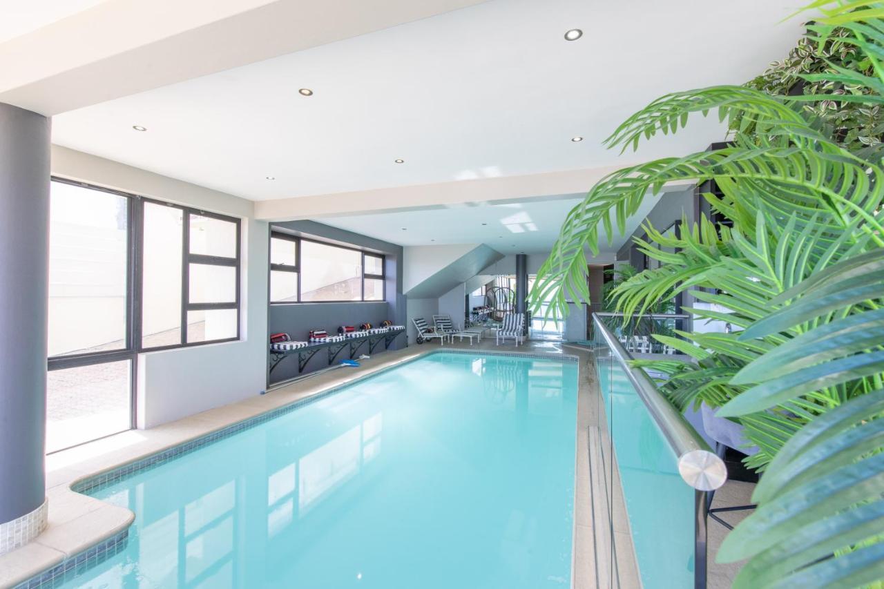 Oceana Palms Luxury Guest House Gordonʼs Bay Esterno foto