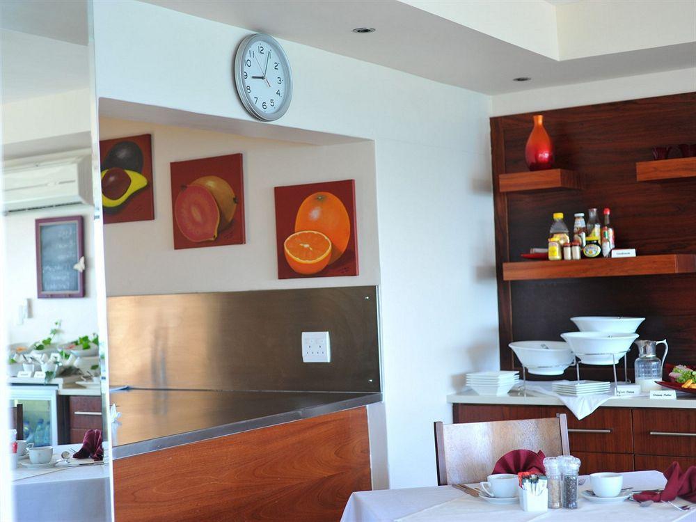 Oceana Palms Luxury Guest House Gordonʼs Bay Esterno foto