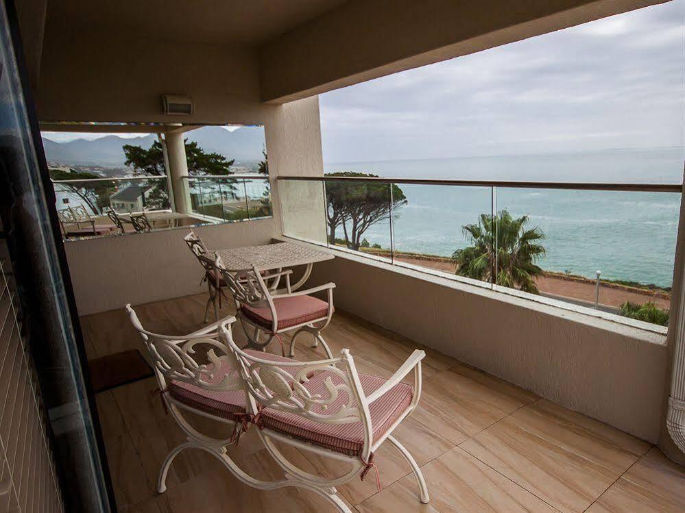 Oceana Palms Luxury Guest House Gordonʼs Bay Esterno foto